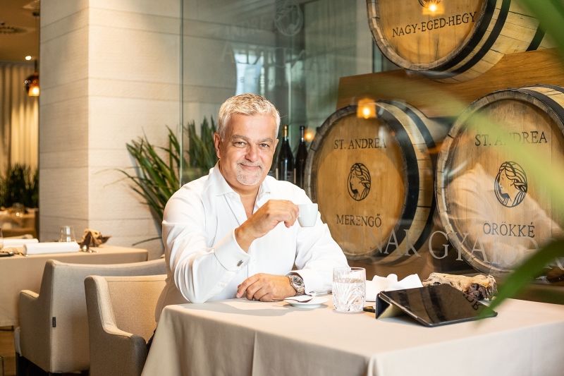 Egy asztalnál – őszi beszélgetés Lizsicsár Miklóssal